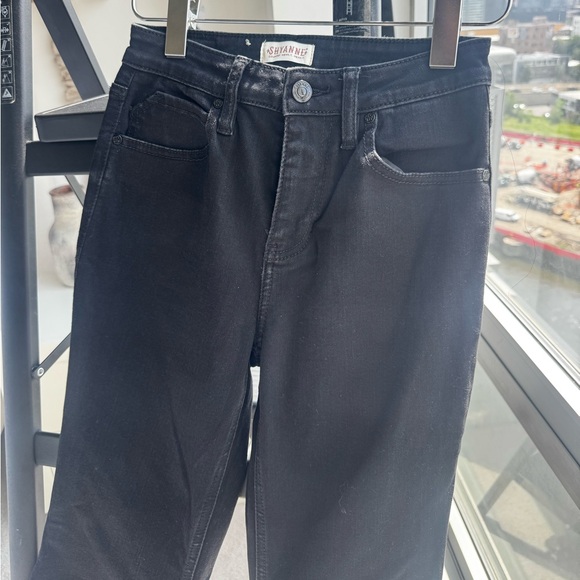 SHYANNE WOMEN'S HIGH RISE SUPER FLARE TULIP JEANS SIZE 27 - Picture 12 of 16